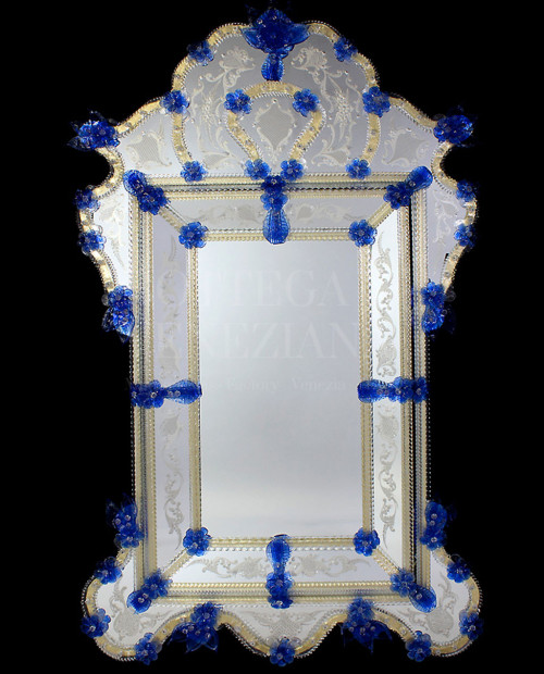 Specchio veneziano modello TANO prodotto nella fornace di Venezia da Bottega Veneziana